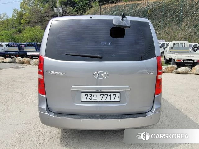 Hyundai The New Grand Starex id 4543644 из Кореи 10