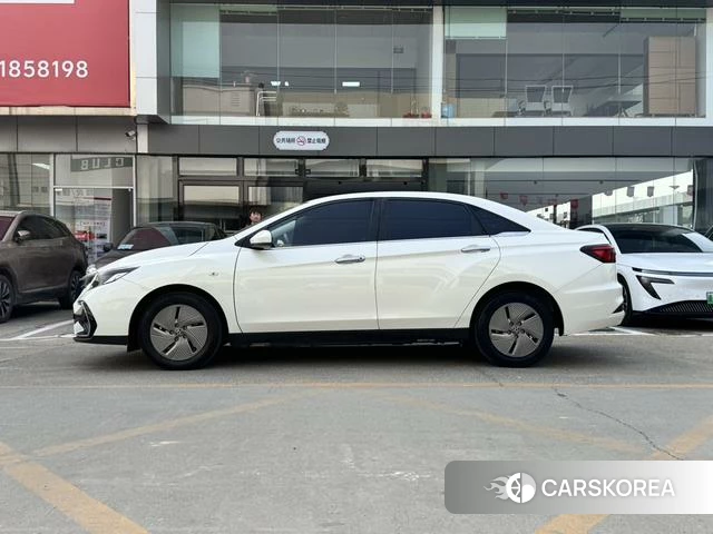 Qichen D60 EV 2023 Белый из Китая, фото 5