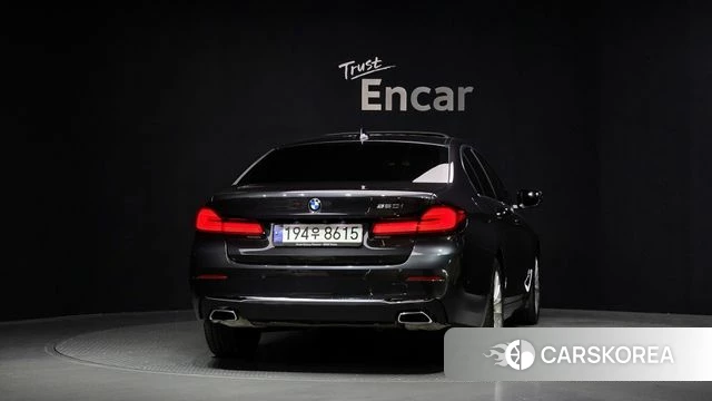 BMW 5 Series (G30) id 4223213 из Кореи 24
