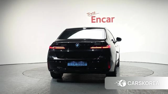 BMW i7 (G70) id 4264225 из Кореи 14