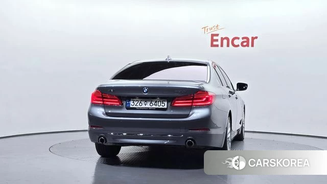 BMW 5 Series (G30) id 4459539 из Кореи 14