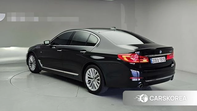 BMW 5 Series (G30) id 4285444 из Кореи 14