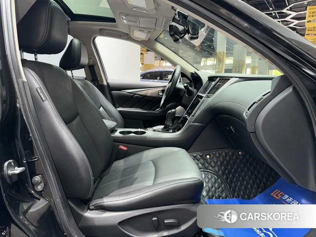 Infiniti Q50L id 4254436 из Китая 26