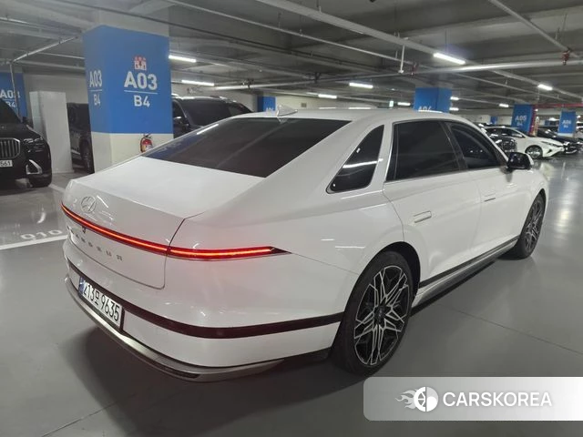 Hyundai Grandeur Hybrid (GN7) 2023 Белый из Кореи, фото 4