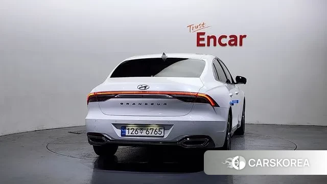 Hyundai The New Grandeur IG id 3759119 из Кореи 14