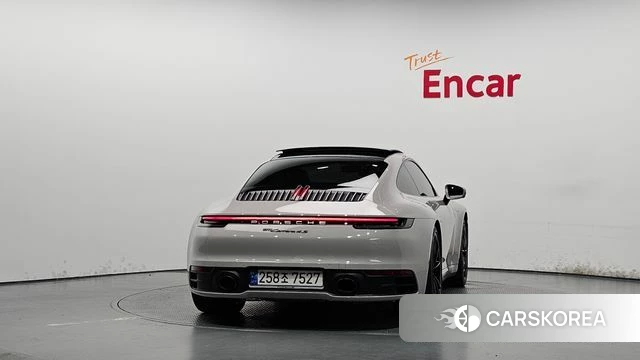 Porsche 911(992) id 4667234 из Кореи 29