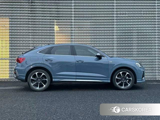 Audi Q3 Sportback id 4260600 из Китая 10
