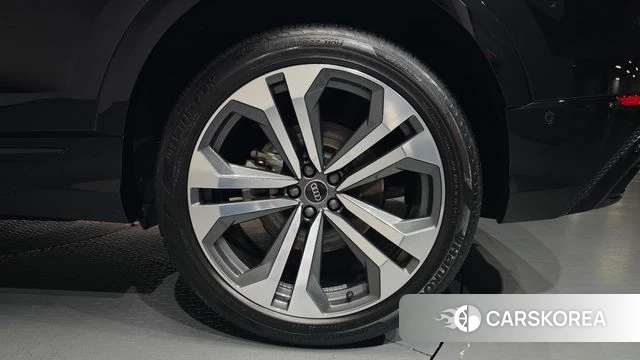 Audi Q8 (4M) id 3877074 из Кореи 14