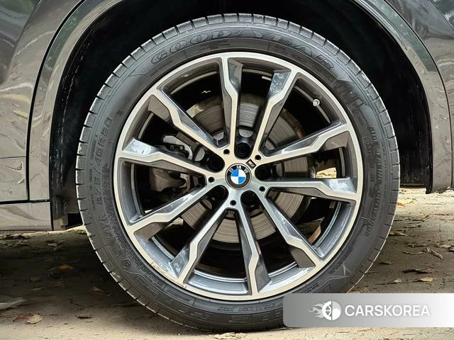 BMW X3 id 4393804 из Китая 21