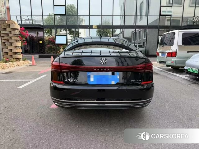 Volkswagen Passat 2023 Черный из Китая, фото 4