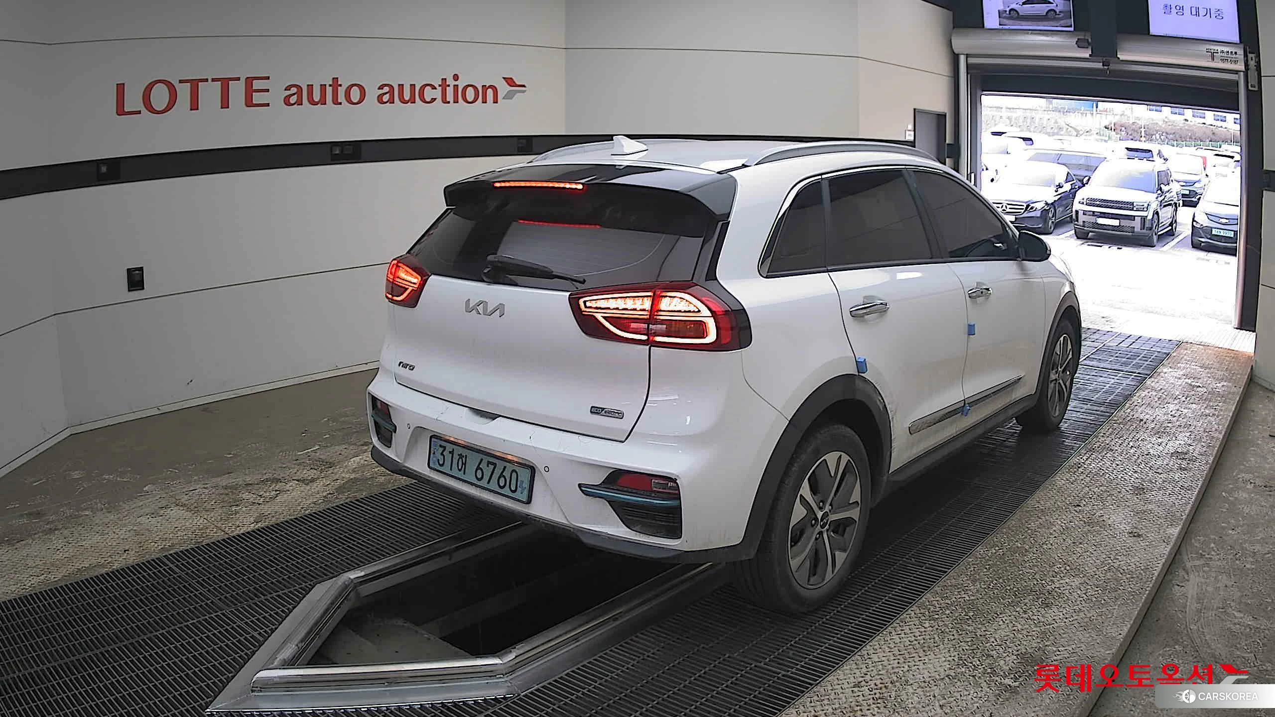 Kia Niro EV id 3875737 из Кореи 32