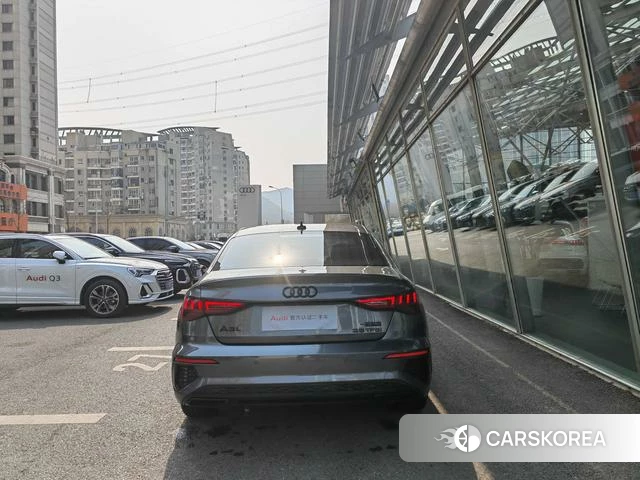 Audi A3 2023 Темно-серый из Китая, фото 4