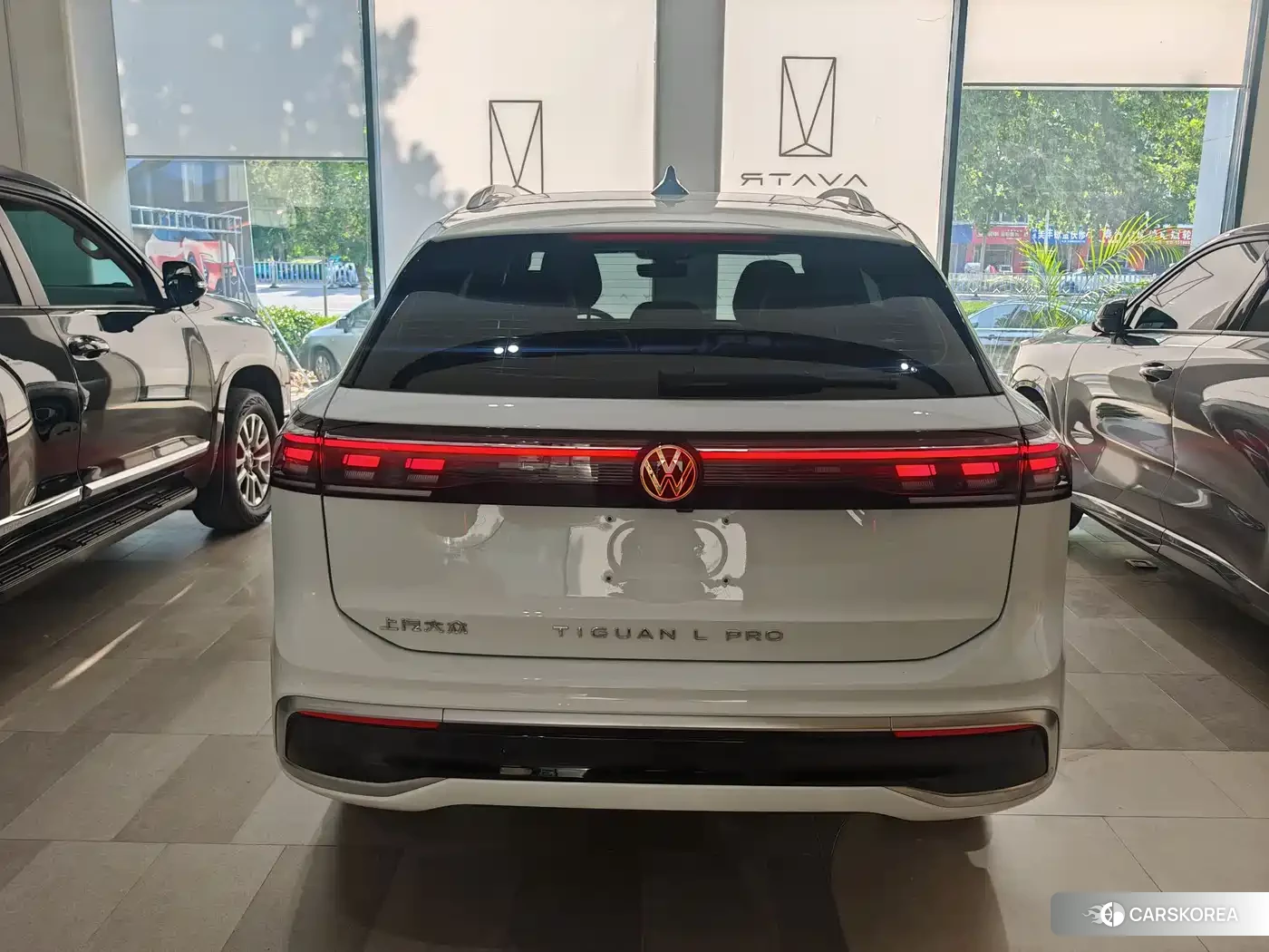 Volkswagen Tiguan L id 4679823 из Китая 10
