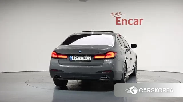 BMW 5 Series (G30) id 2994548 из Кореи 14