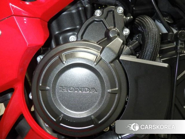 Engine photo
