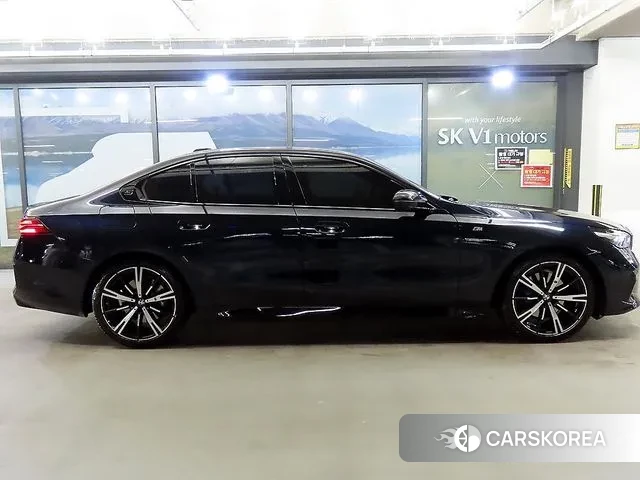 BMW 5 Series (G60) 2024 Черный из Кореи, фото 4