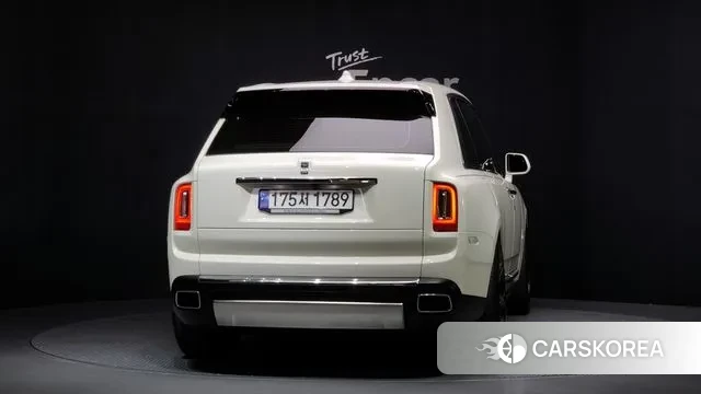 Rolls-Royce Cullinan id 3675233 из Кореи 14
