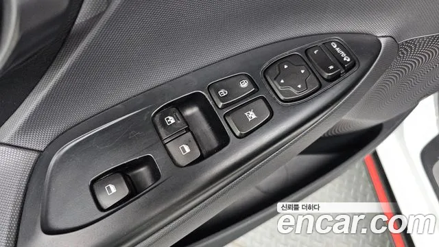 Hyundai Veloster (JS) id 2675496 из Кореи 14