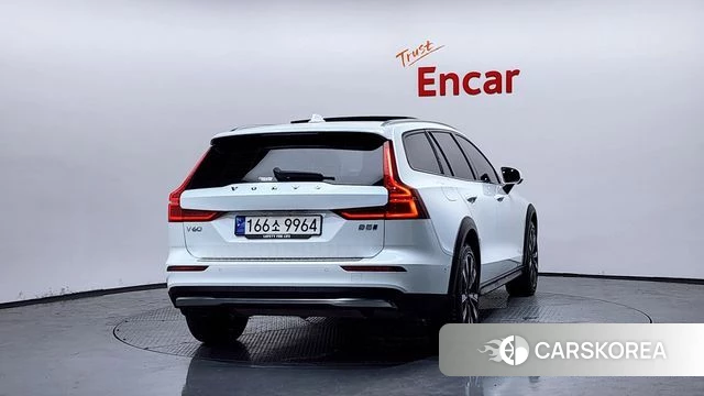 Volvo V60 Cross-Country 2nd Generation id 4617913 из Кореи 31