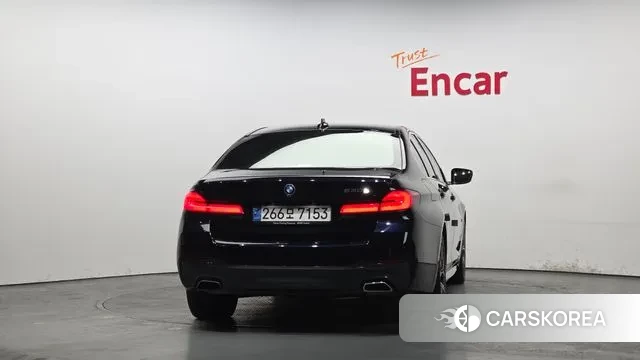 BMW 5 Series (G30) id 3675724 из Кореи 14