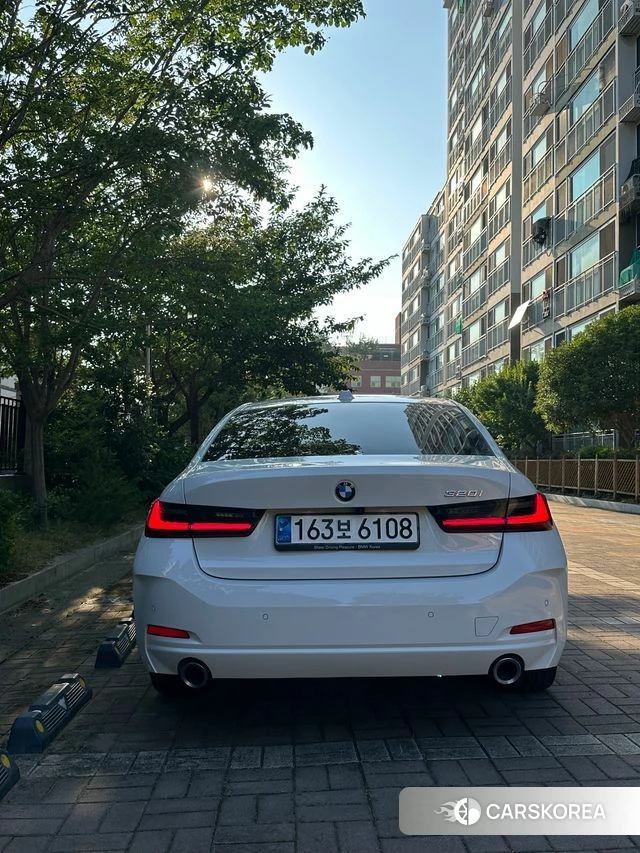 BMW 3 Series (G20) 2023 Белый из Кореи, фото 6