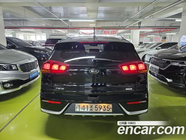 Kia Niro id 2492332 из Кореи 10