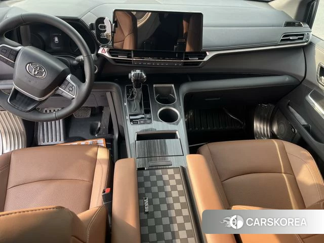 Toyota Saina id 4274471 из Китая 11