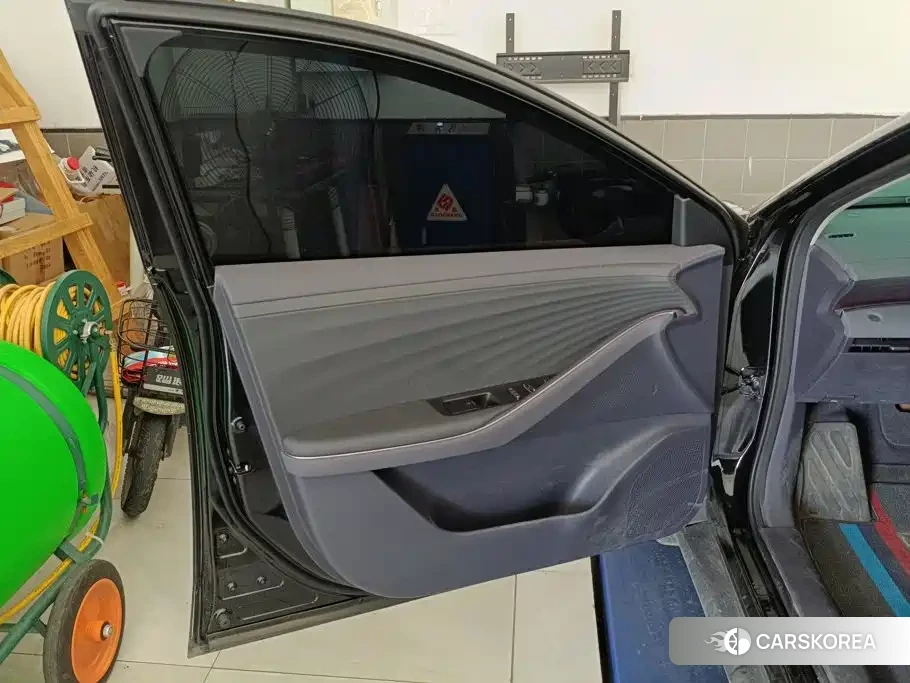 Nissan N6 id 4655151 из Китая 10