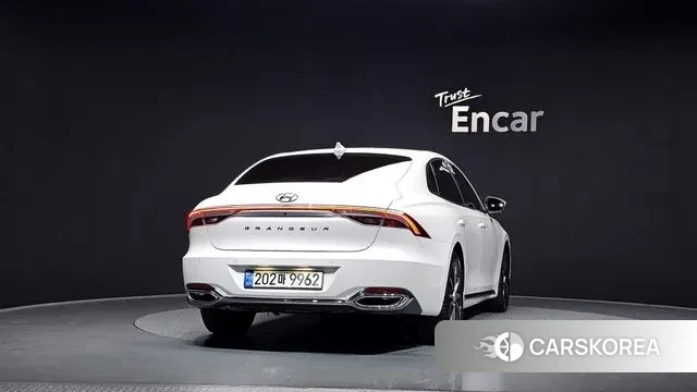 Hyundai The New Grandeur IG id 3349578 из Кореи 14