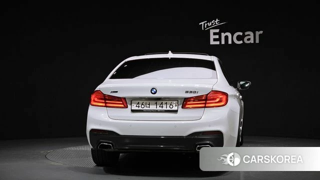 BMW 5 Series (G30) id 4203927 из Кореи 24