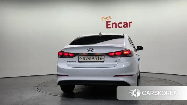 Hyundai Avante AD id 3718668 из Кореи 14