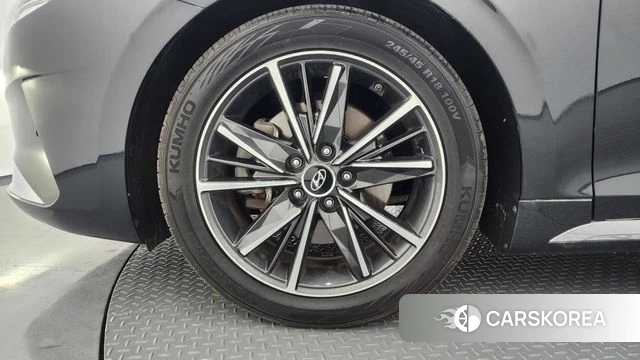 Hyundai The New Grandeur IG id 4519808 из Кореи 31