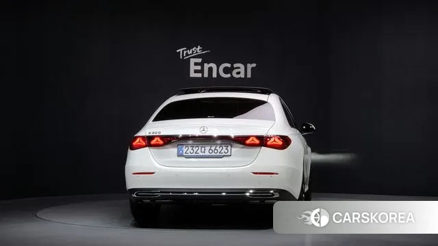 Mercedes-Benz E-Class W214 id 3720742 из Кореи 14