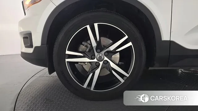 Volvo XC40 id 3396608 из Кореи 14