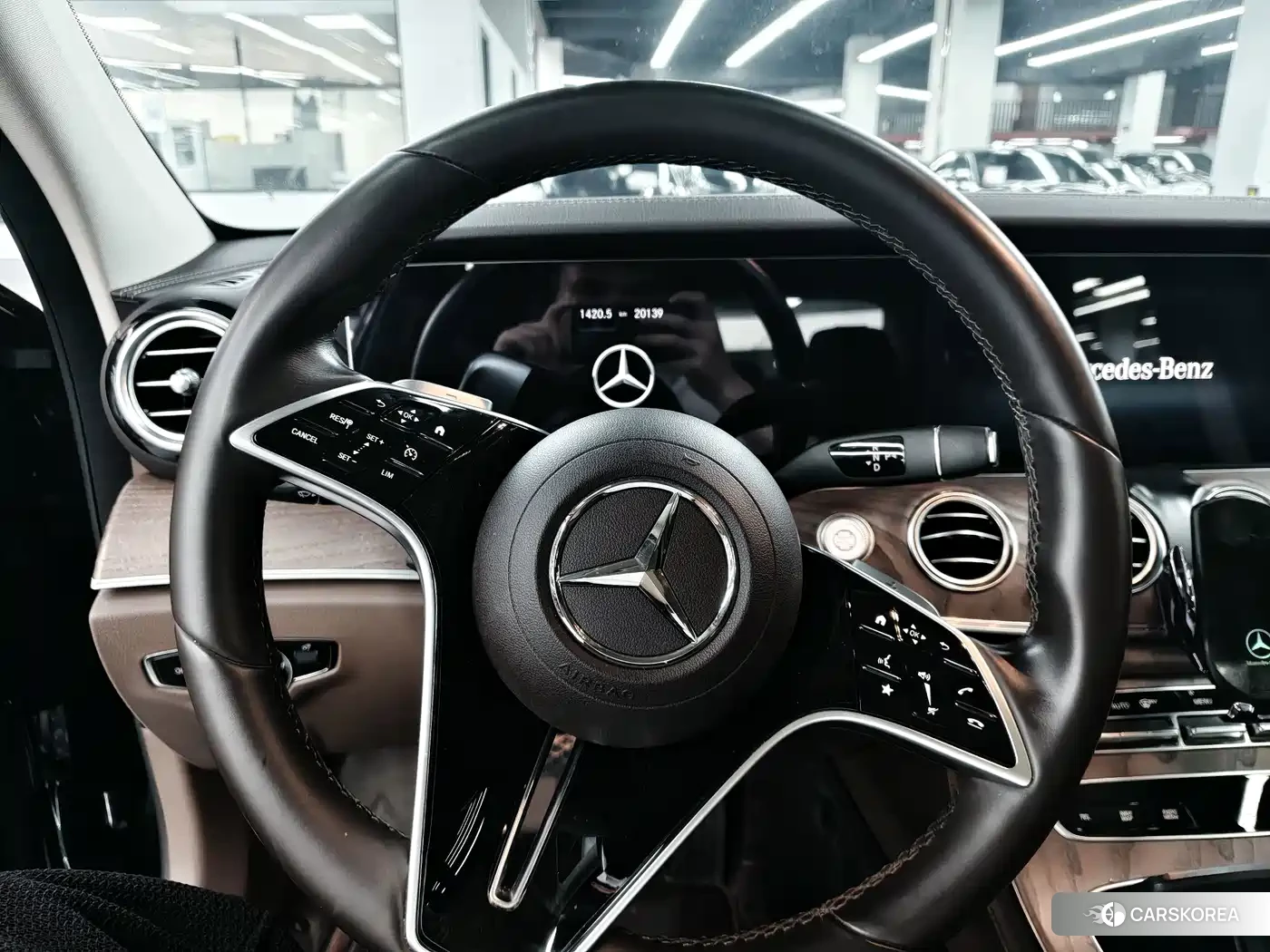 Mercedes-Benz E-Class id 4669415 из Китая 9