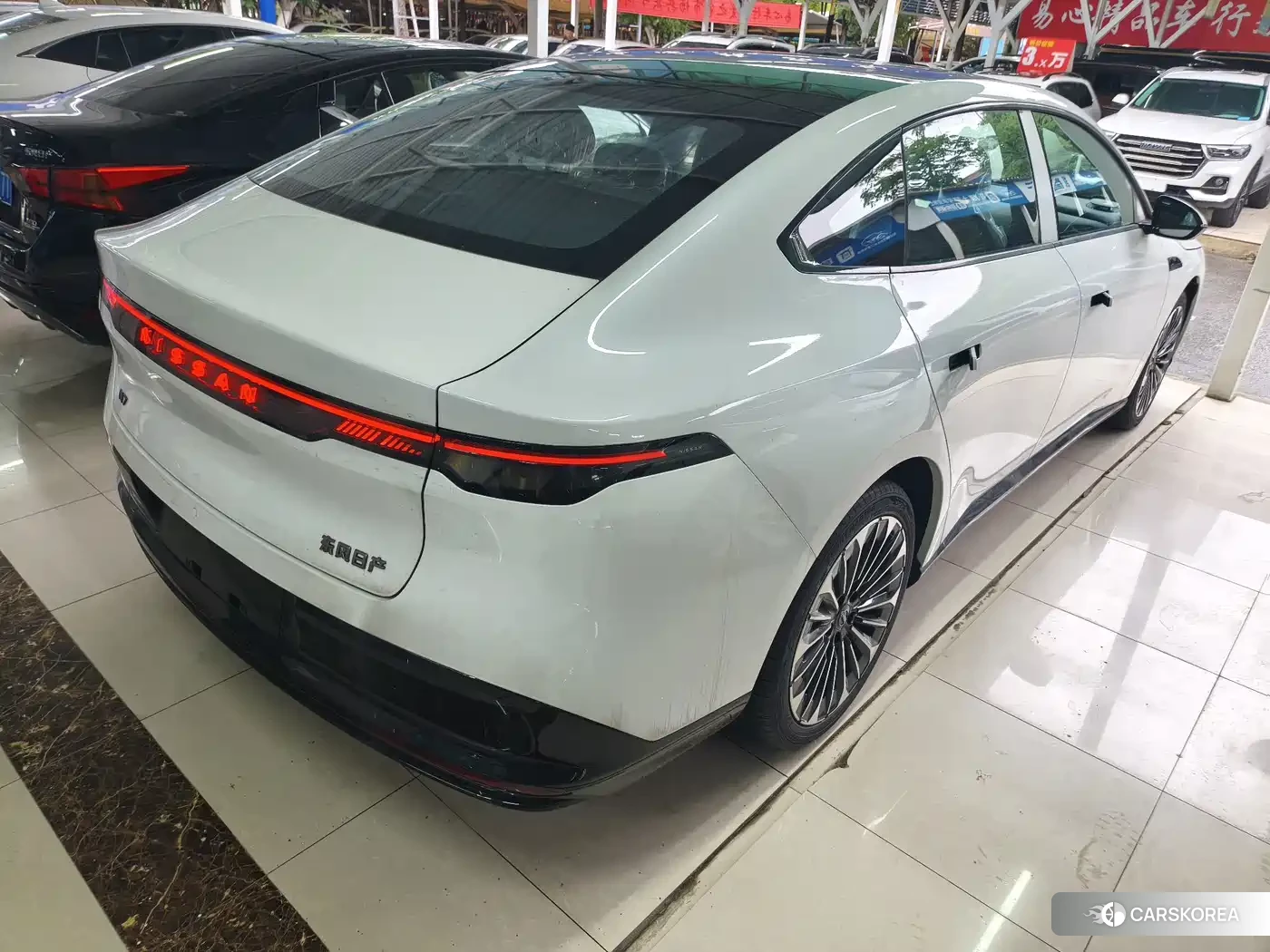 Nissan N7 id 4669311 из Китая 8