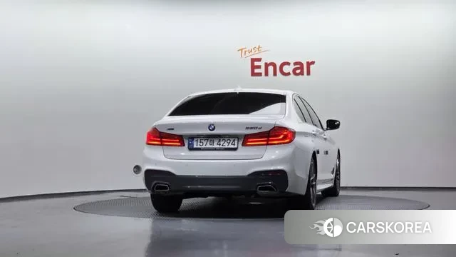 BMW 5 Series (G30) id 3489473 из Кореи 14