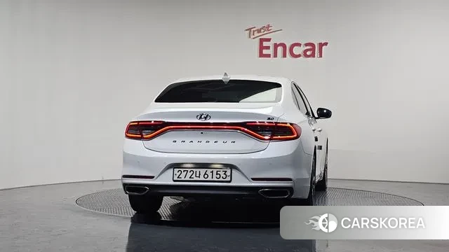 Hyundai Grandeur IG id 3319456 из Кореи 14