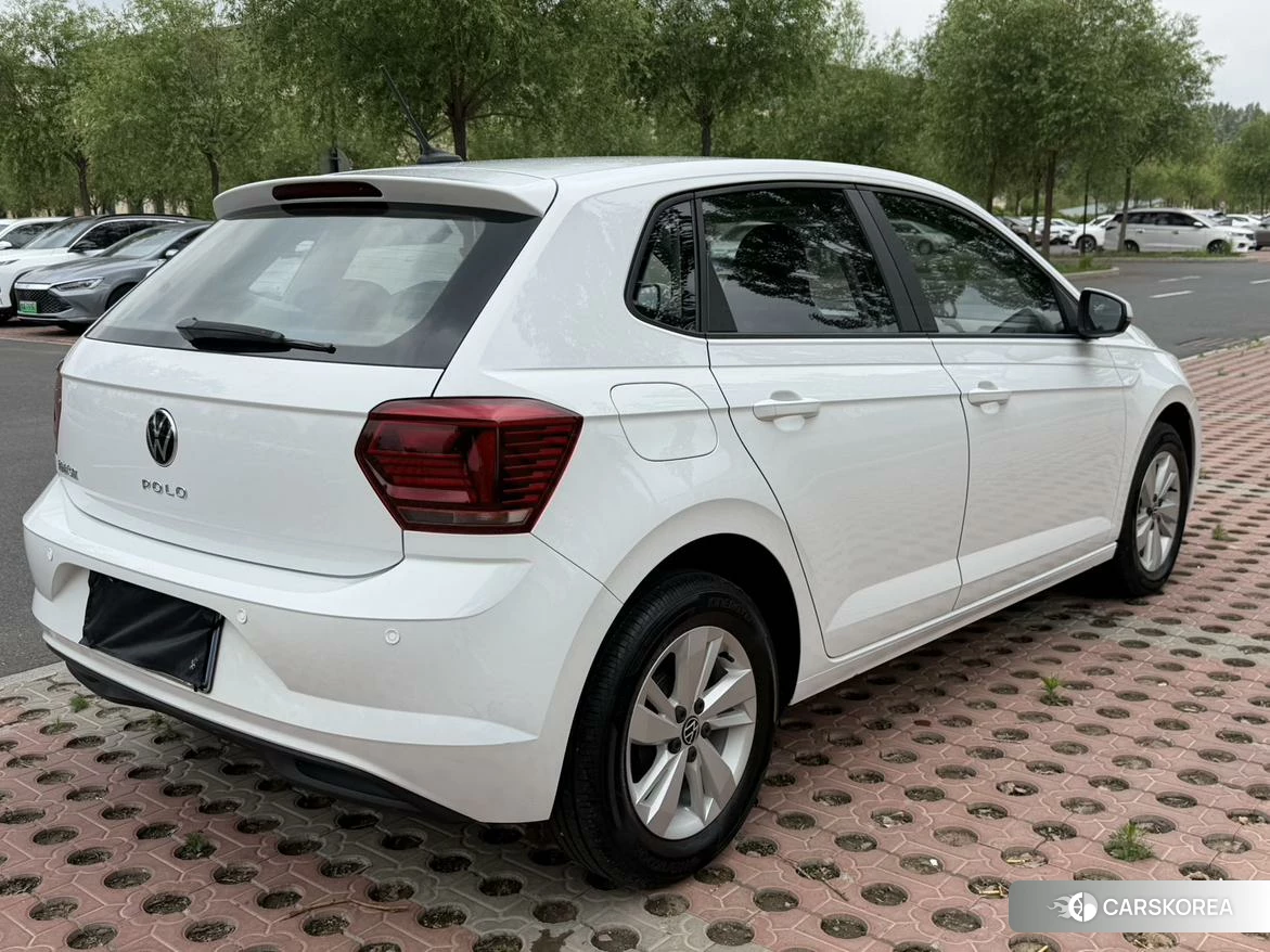 Volkswagen Polo id 4455367 из Китая 14