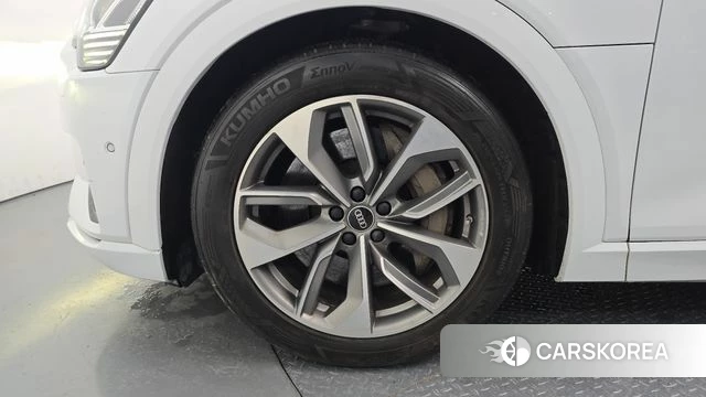 Audi e-Tron id 4401988 из Кореи 32
