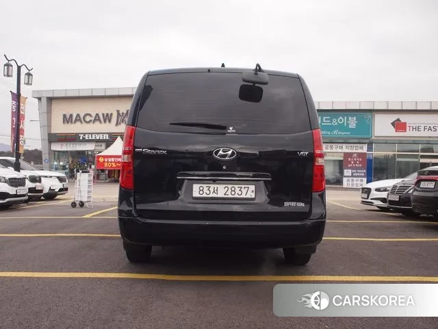 Hyundai The New Grand Starex id 3651349 из Кореи 13