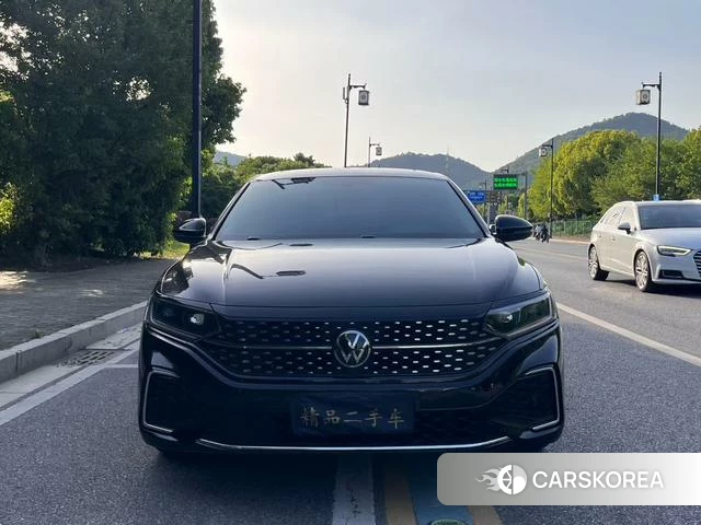 Volkswagen Passat 2023 Черный из Китая, фото 4