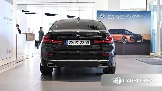 BMW 5 Series (G30) id 3586131 из Кореи 14