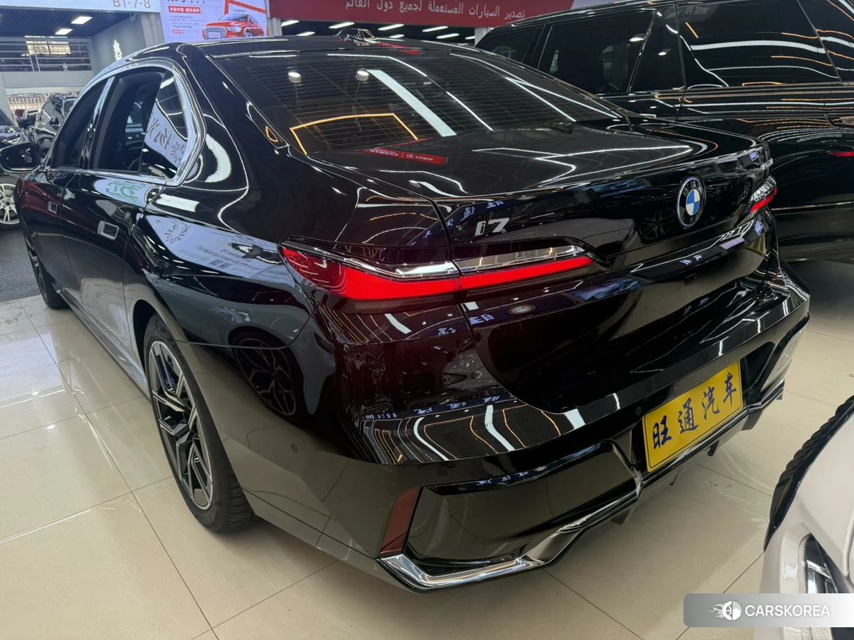 BMW i7 id 4421002 из Китая 9