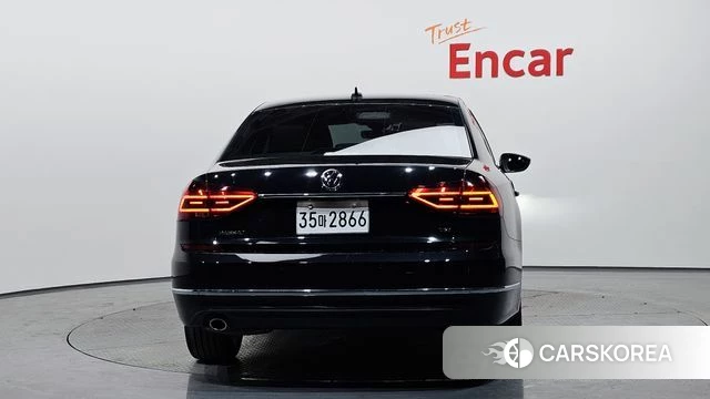 Volkswagen The New Passat id 3899799 из Кореи 14