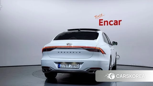 Hyundai The New Grandeur IG Hybrid id 4423993 из Кореи 31