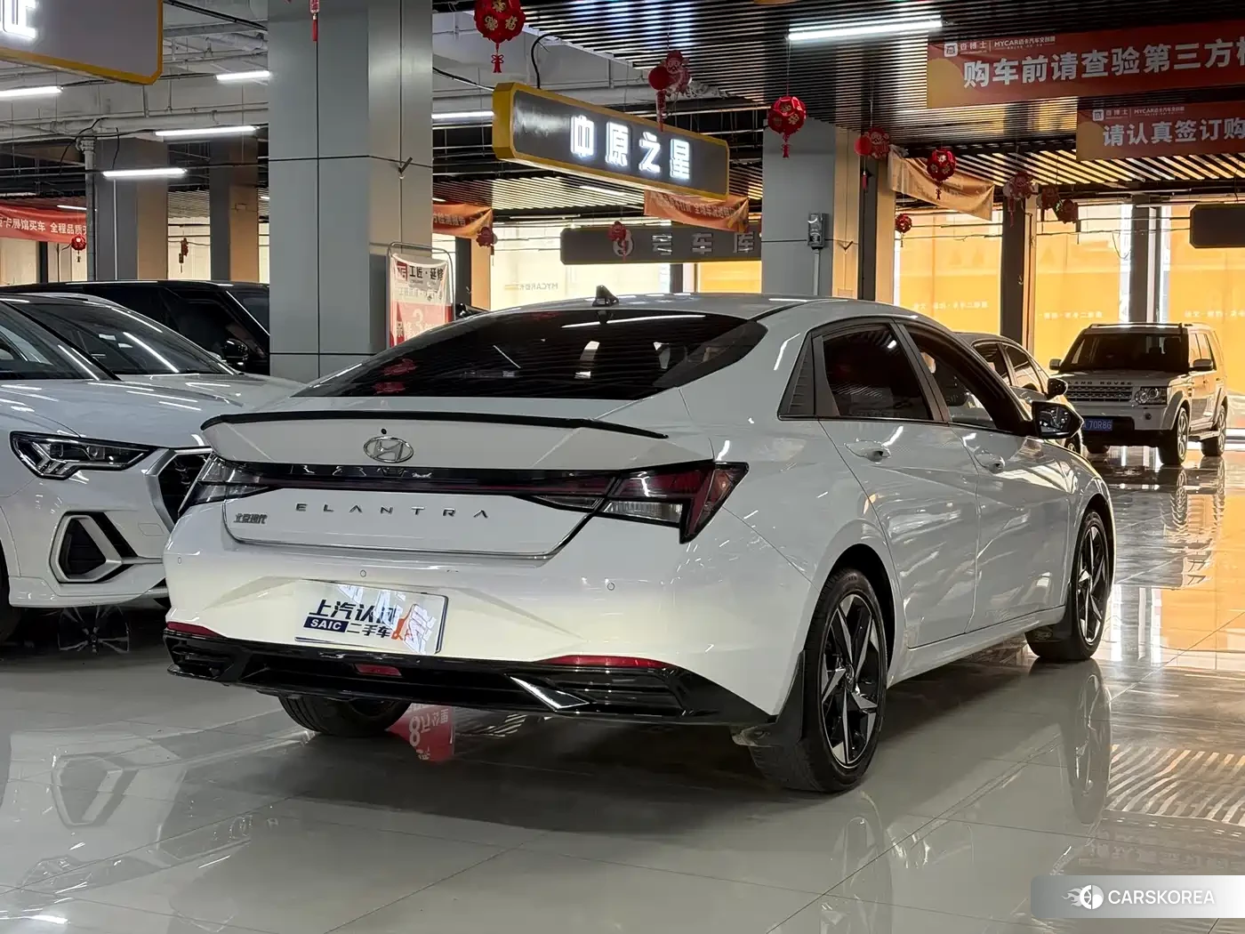 Hyundai Elantra 2023 Белый из Китая, фото 5