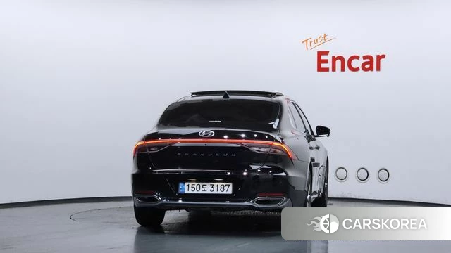 Hyundai The New Grandeur IG id 4671702 из Кореи 30