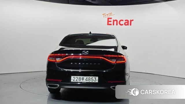 Hyundai Grandeur IG id 3899422 из Кореи 14