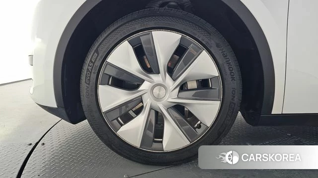 Tesla Model Y id 4549275 из Кореи 27